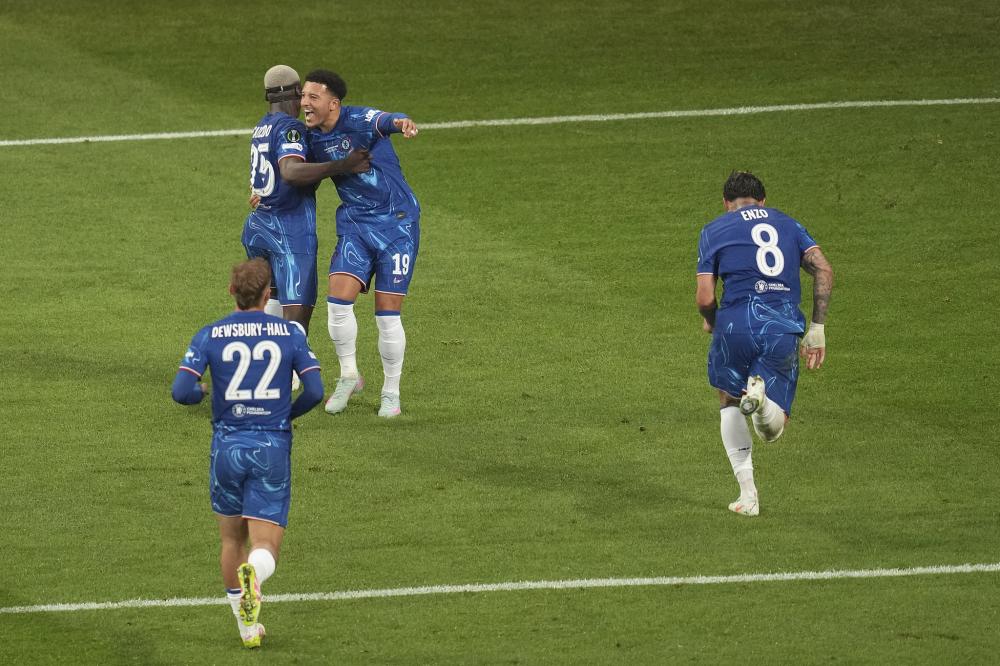 罗马诺：在内马尔遭遇重伤前，有多家俱乐部密切关注他的动态