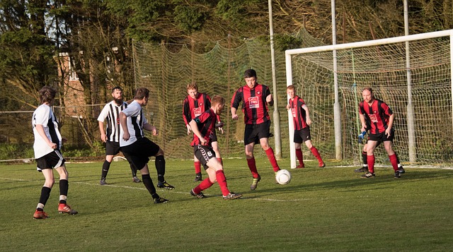 媒体人：邓涵文与云南玉昆更接近，重庆和铁人也有想法